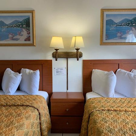 International Inn On The Bay マイアミビーチ エクステリア 写真